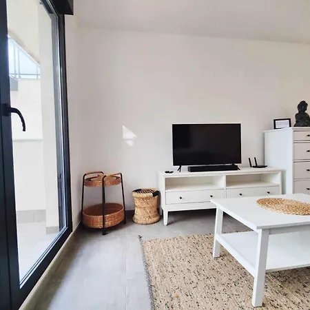 Cozy Zen By Edeal Homes *